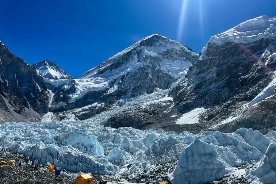 Everest Three Passes Trek – 20 Days